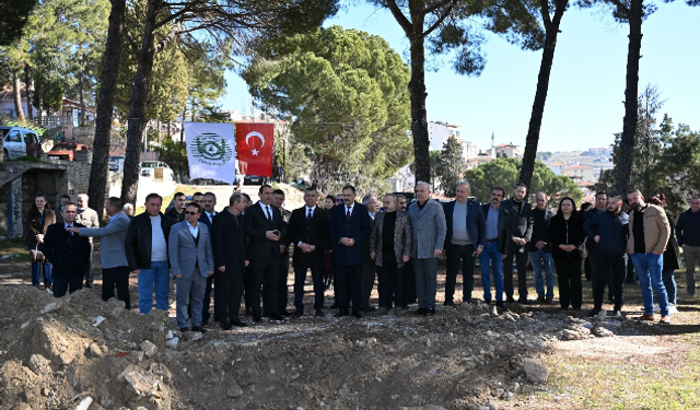 DEMİRCİ’DE HUZUREVİ YATIRIMINA İLK KAZMA VURULDU