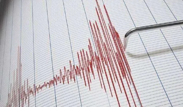 Akdeniz'de korkutan depremler