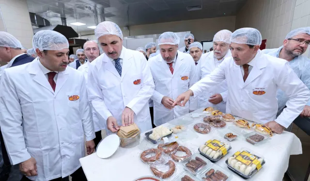 Konya Karatay'da Halk Ekmek Fabrikası ve Glütensiz Ekmek Üretim Tesisi hizmete girdi