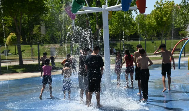 Manisa Büyükşehir'den 'Fresh Park' serinliği