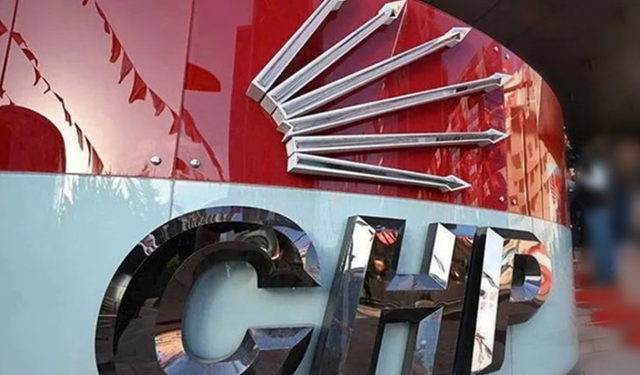 CHP’de Disiplin Hamlesi: İl Başkanları Görevden Alındı, Kurultay Hazırlıkları Başlatıldı