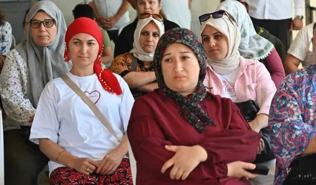 Bornova'da Reçel Festivali öncesi üreticilere üretim desteği