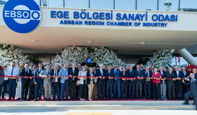 İzmir'de EBSO'nun yeni hizmet binası açıldı