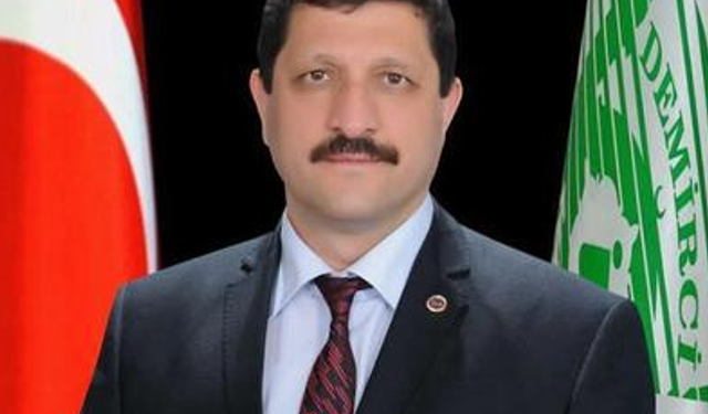 Eski Demirci Belediye Başkanı Kiraz Ağacından Düştü! Kaburgalarını Kırdı