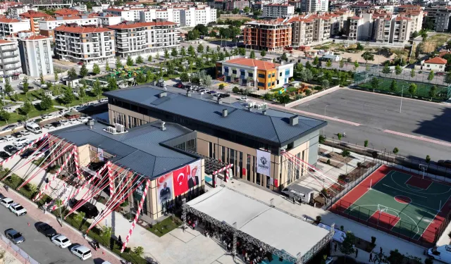 Türkiye'nin en büyük Engelli Aktif Yaşam Merkezi Konya'da hizmete açıldı