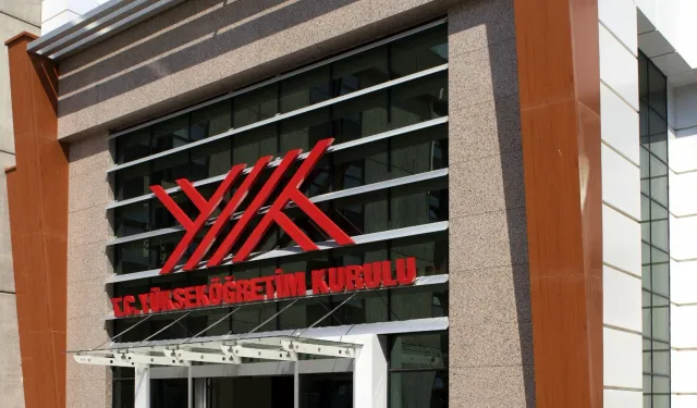 YÖK'ten yükseköğretimde yeni dönem: Yapay zekâ ve dijital dönüşüm odaklı 16 program açılıyor