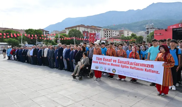 Manisa'da Ahilik Kültürü ve Mesleki Eğitim Haftası kutlanıyor