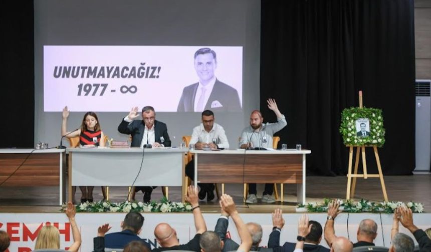 FERDİ ZEYREK’İN İSMİ YUNUSEMRE’DE YAŞAYACAK