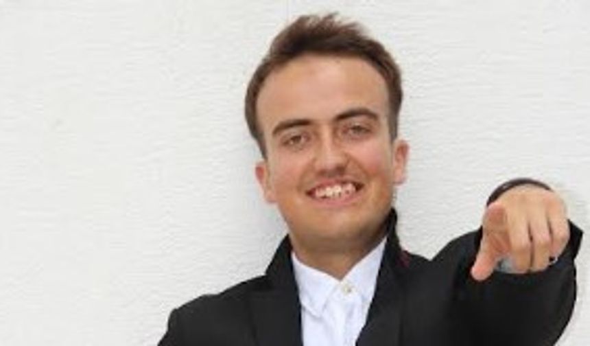 DERYA ŞEN'DEN KEMAL SUNAL PROJESİ