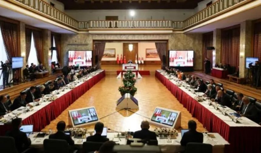 İmralı Ziyaretinin Tutanak Özeti Komisyon’da İlk Gündem: Süreç Raporlama Aşamasına Geçti