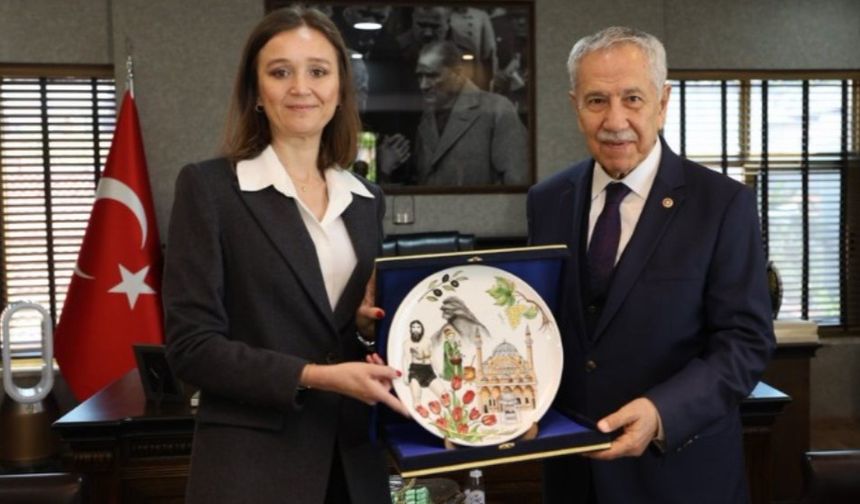 Bülent Arınç'tan Gülşah Durbay İçin Taziye Mesajı