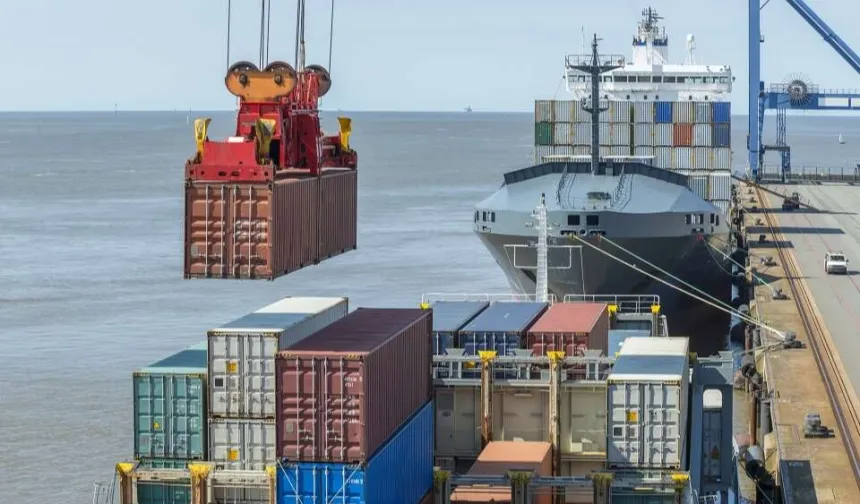 Ocak'ta dış ticaret açığı 8,4 milyar dolara yükseldi