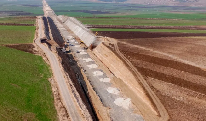 Akdeniz'i Güneydoğu'ya bağlayacak dev projede yüzde 81 ilerleme