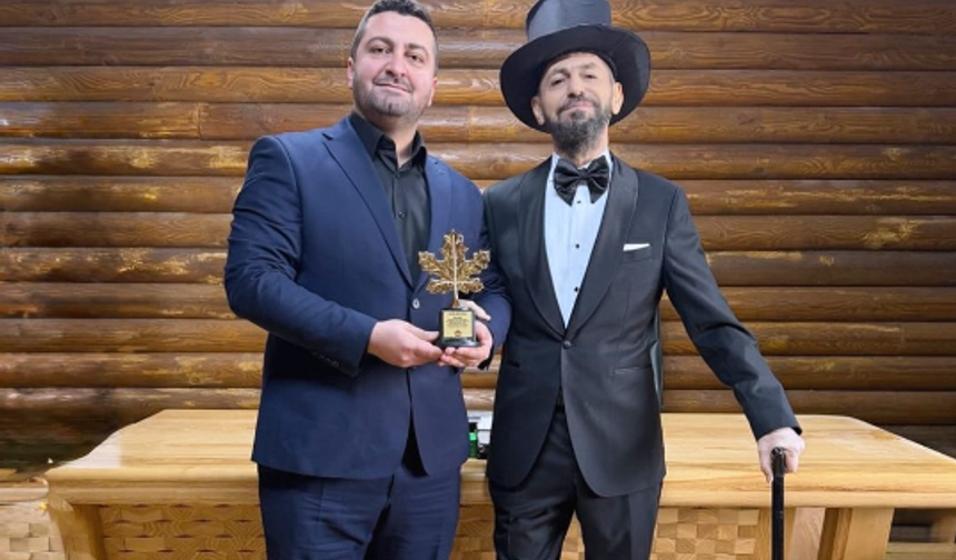 Dünyaca Ünlü Yazar Akif Manaf’a Doğayla Barış Ödülü