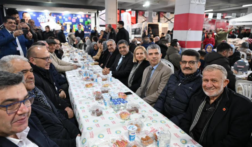 Manisa Büyükşehir Belediyesinin İftar Sofrası Soma’da Kuruldu