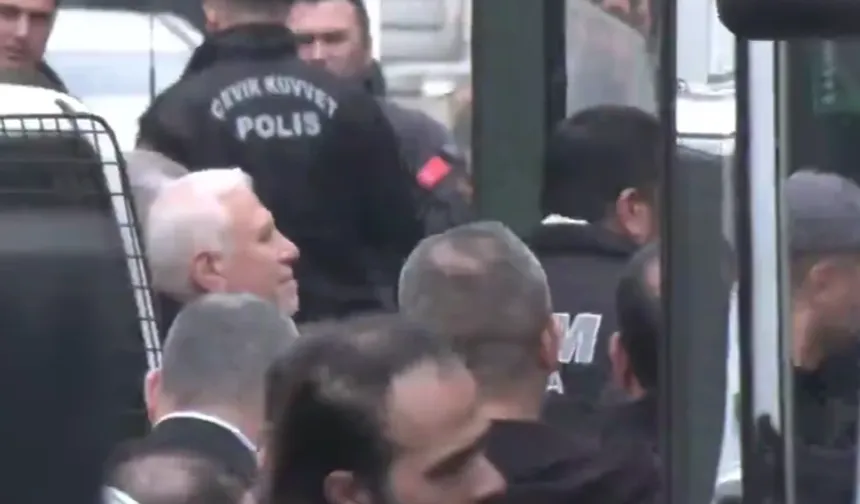 Bursa'da Mustafa Bozbey ve 57 şüpheli adliyede