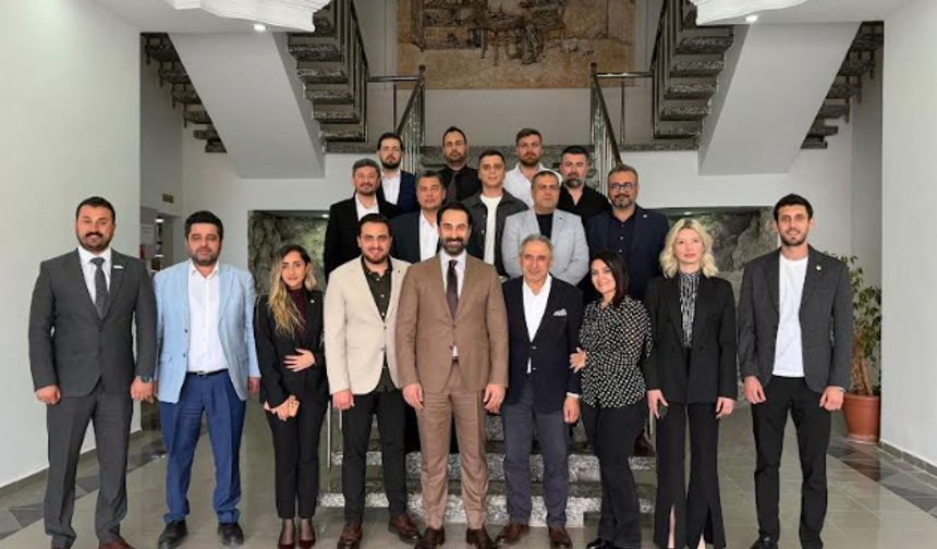 ARINÇ’TAN BİR GÜNDE DEVR-İ ALEM