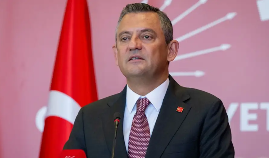 Özgür Özel: “Okullardaki şiddet münferit değil, güvenlik zaafiyeti derinleşiyor”