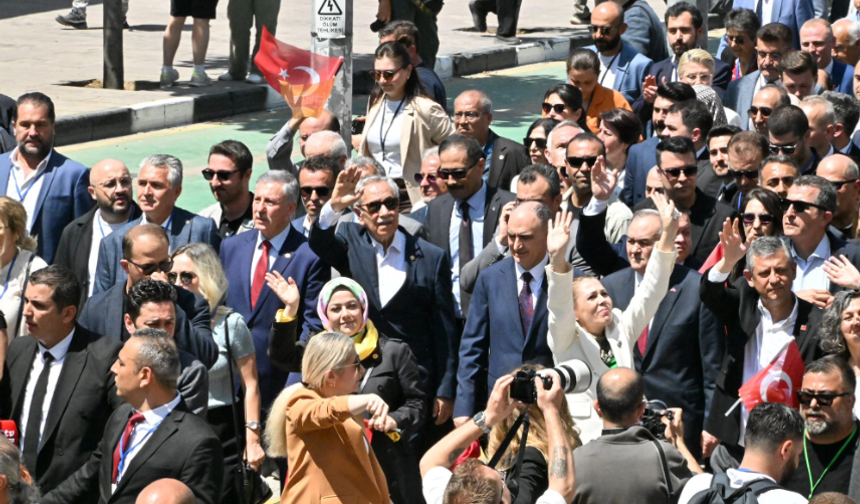 Arınç’tan Mesir Festivali Mesajı: “Köklü Miras Nesilden Nesile Aktarılıyor”
