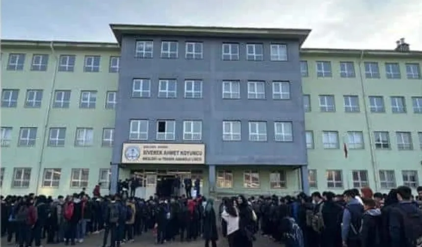Siverek'teki okul saldırısında 20 gözaltı! 1 öğrencinin durumu ağır