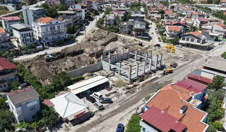 Dikili'nin yeni itfaiye binasında yüzde 30 tamamlandı