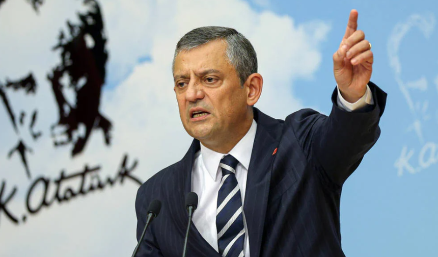 Özgür Özel’den “mutlak butlan” kararına ilk açıklama: “Teslim olmayacağız” mesajı