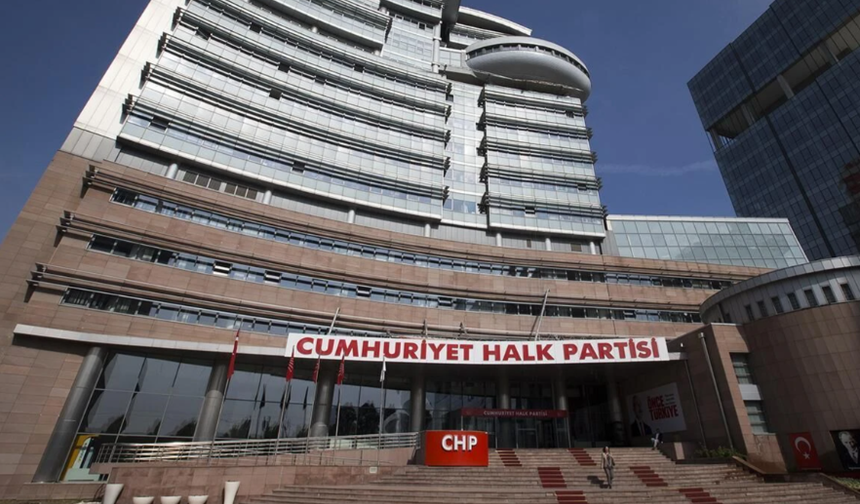CHP’de Tebligat Krizi! İcra Heyeti Genel Merkez Yolunda