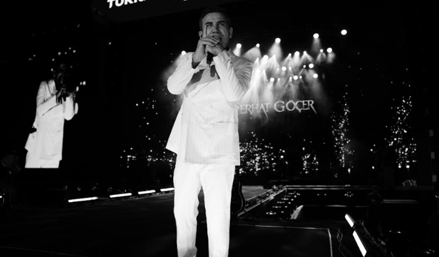 Ferhat Göçer Manisa’da Binlerce Hayranıyla Buluştu