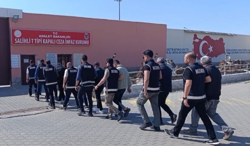 Salihli’de Tefecilik Operasyonu: 9 Kişi Tutuklandı