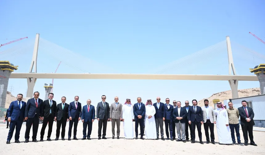 Bakan Uraloğlu Riyad'da... Türkiye-Suudi Arabistan ulaşım iş birliği masada