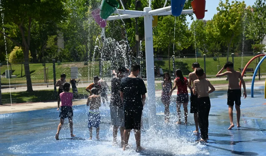 Manisa Büyükşehir'den 'Fresh Park' serinliği