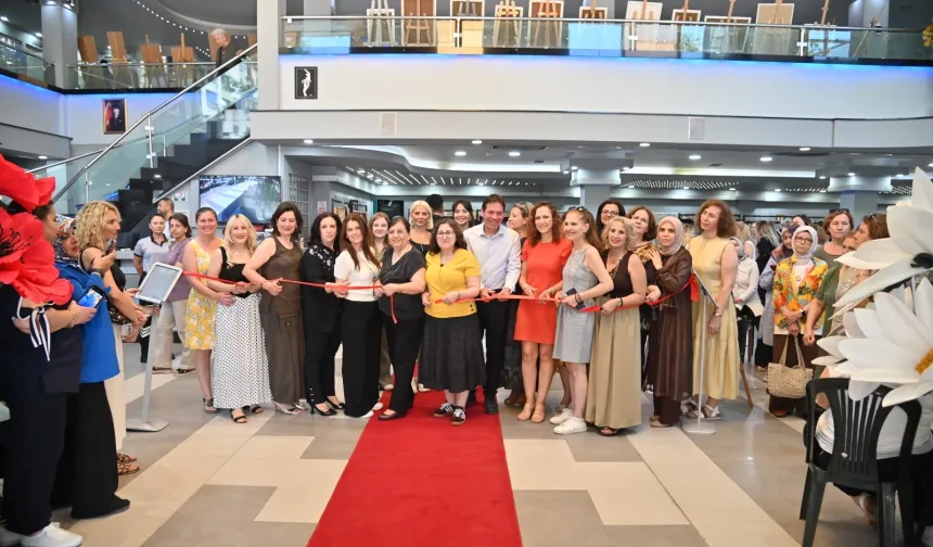 Manisa'da el emeği eserler 'Bahar Sergisi'nde buluştu