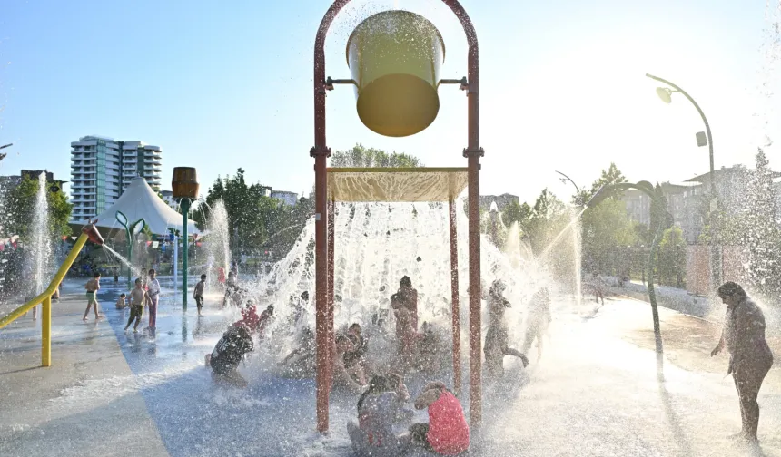 Manisa'da Fresh Park kapılarını açtı