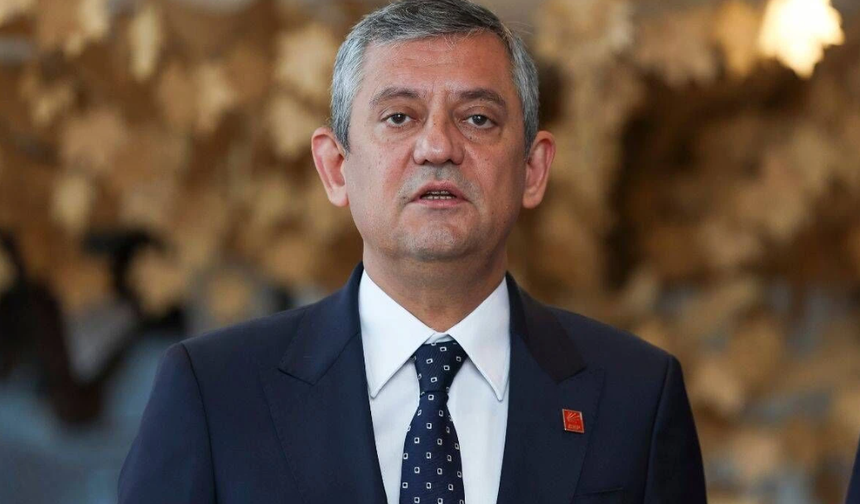 Özgür Özel: “Kurultay İçin Gerekli İmza Sayısına Çok Kısa Sürede Ulaşacağız”
