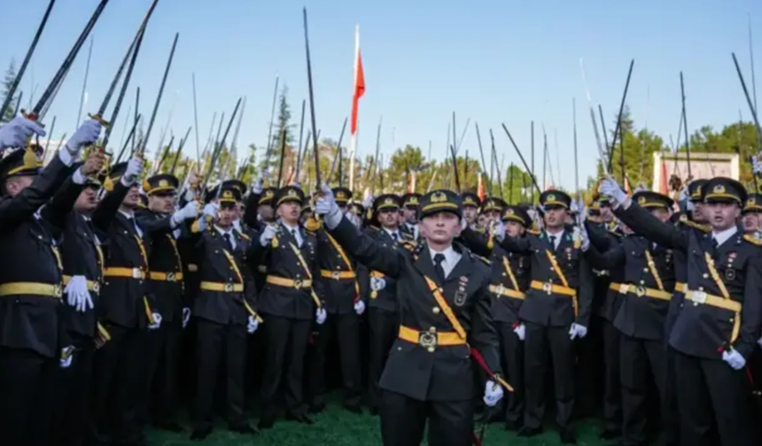 İhraç Edilen Komutanlar İçin Yargıdan Dönüş Kararı