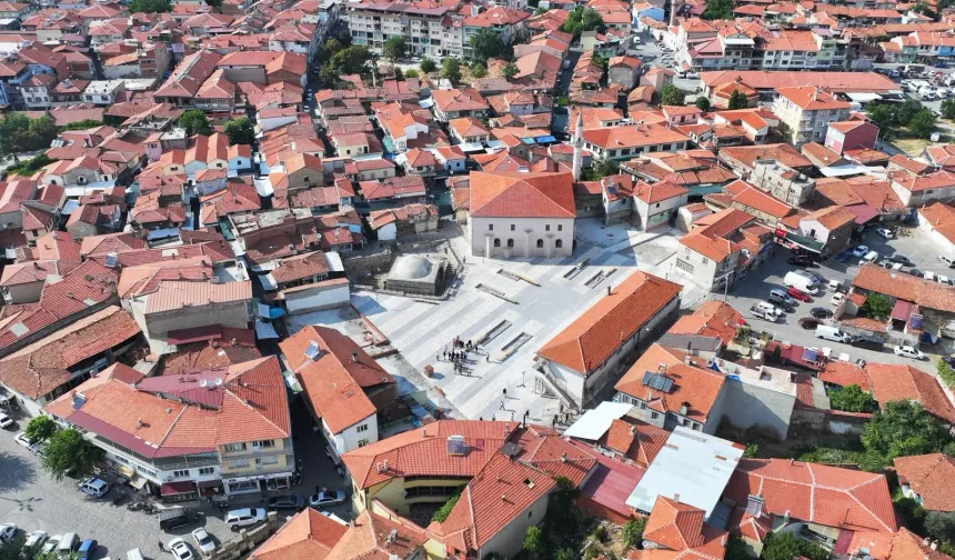 Manisa Kula'nın tarihi merkezine yeni meydan