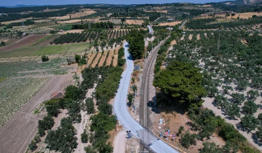 Manisa Soma'da mahalle yollarına ikinci kat asfalt