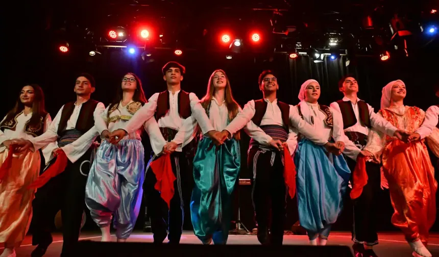 Manisa'da Balkan Kültürü sahneye taşındı